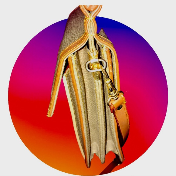 Vintage Dooney & Bourke Bag - Picture 6 of 14